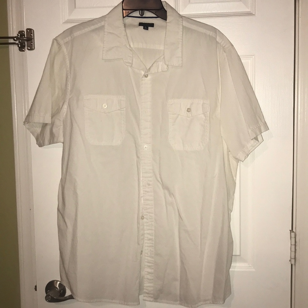 Men’s button down shirt, short sleeve APT9